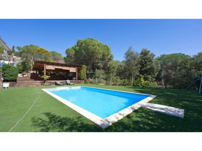 Swimming pool of House or chalet for sale in Bigues i Riells  with Air Conditioner, Heating and Parquet flooring