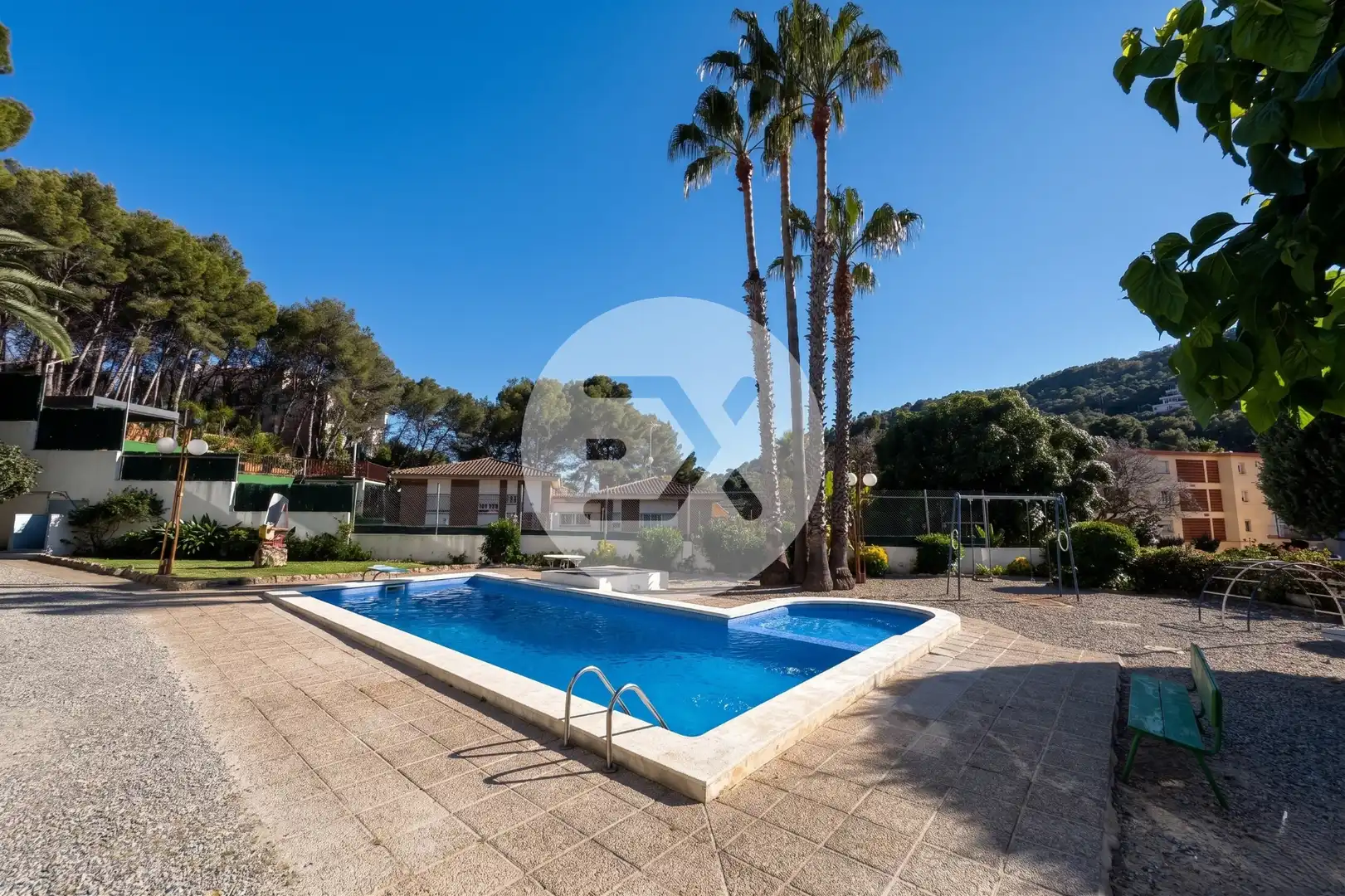Swimming pool of Flat for sale in Castelldefels  with Air Conditioner, Terrace and Community pool