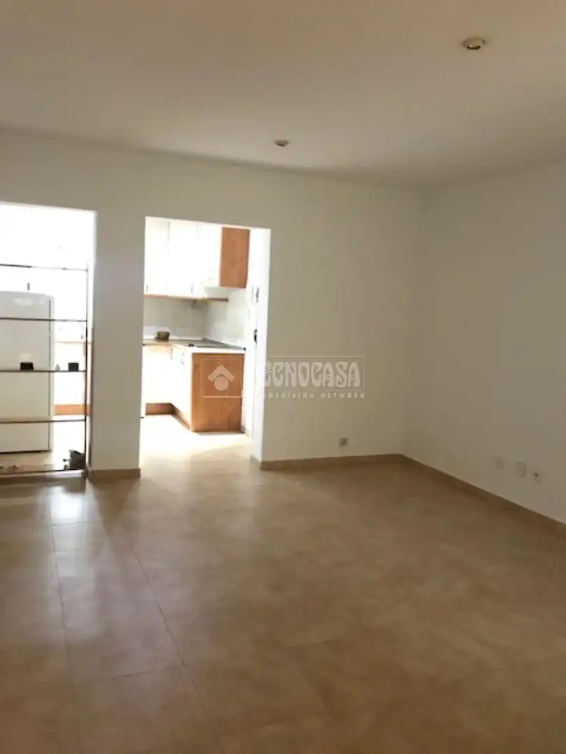 Bedroom of Flat for sale in Madrid