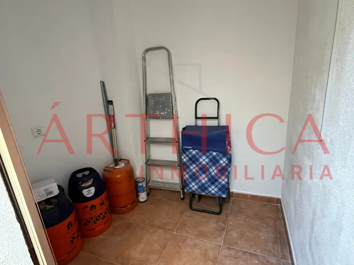Houses for sale in Valle de Abdalajís  with Terrace, Furnished and Balcony