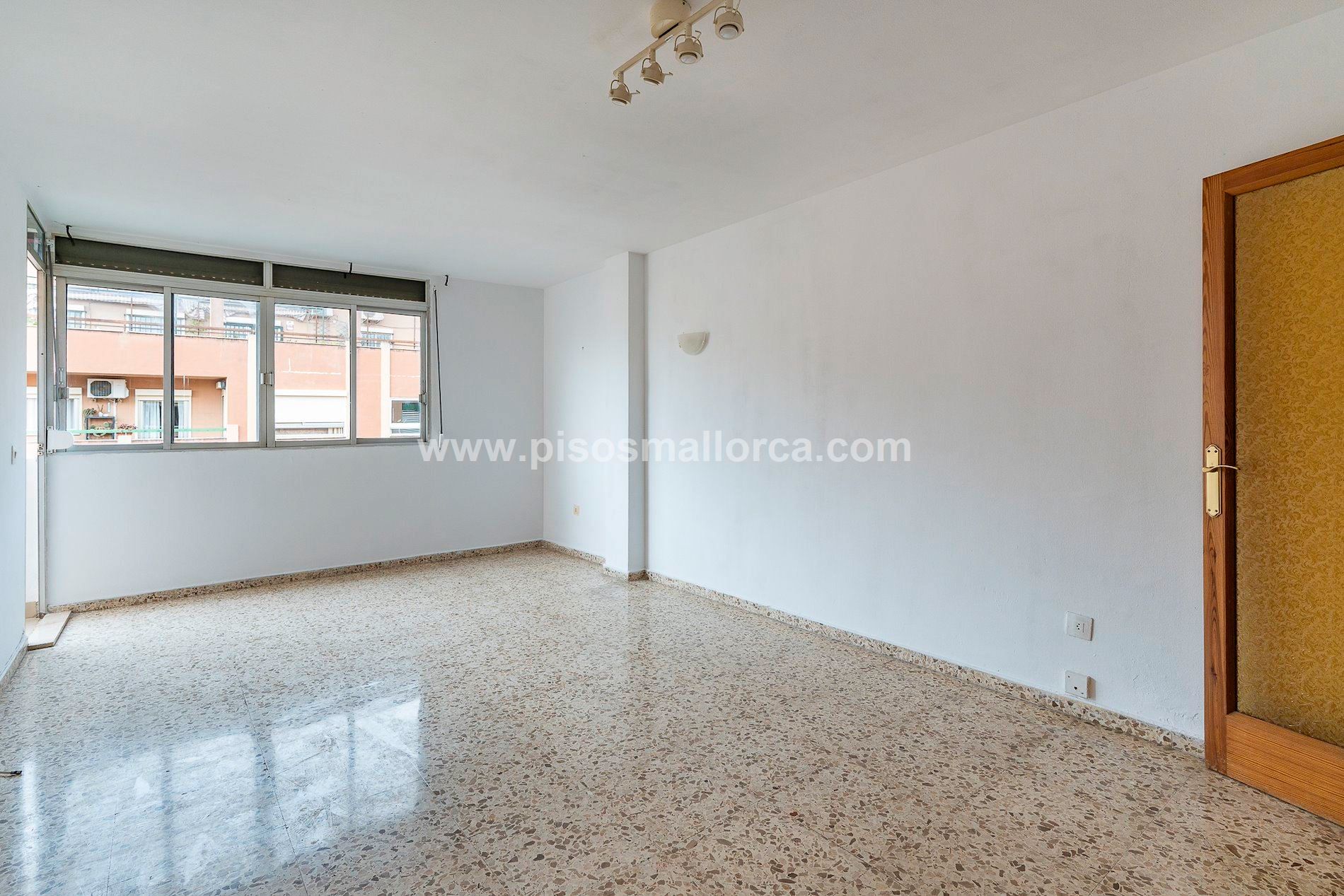 Exterior view of Flat for sale in  Palma de Mallorca  with Heating, Storage room and Balcony
