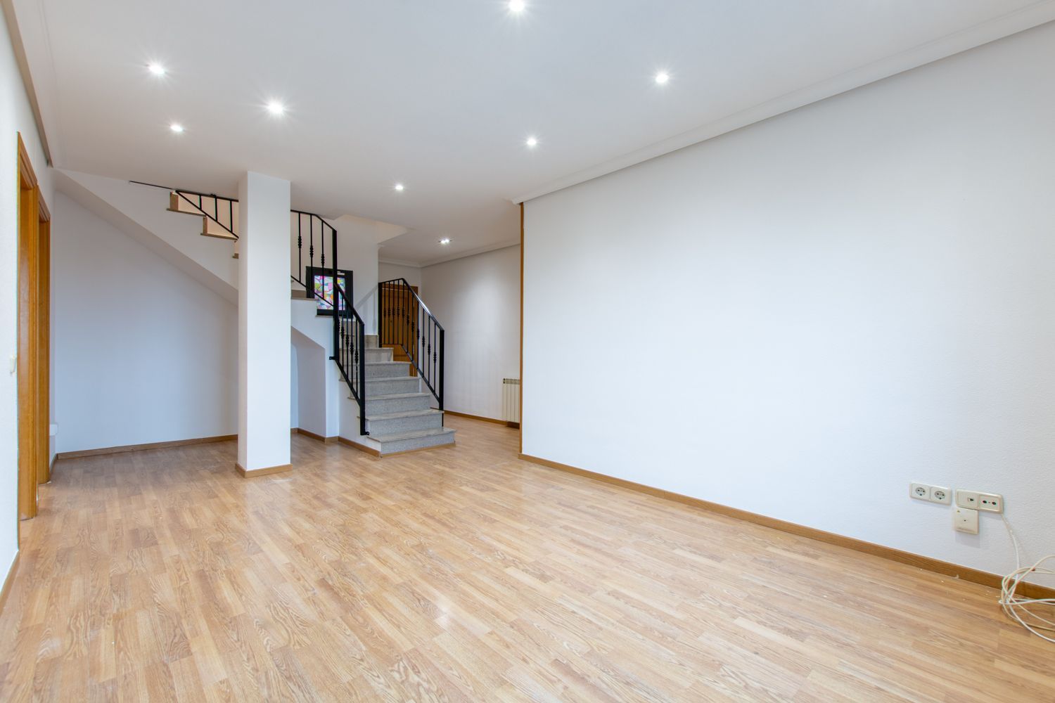 Duplex for sale in Casarrubios del Monte  with Air Conditioner, Heating and Storage room