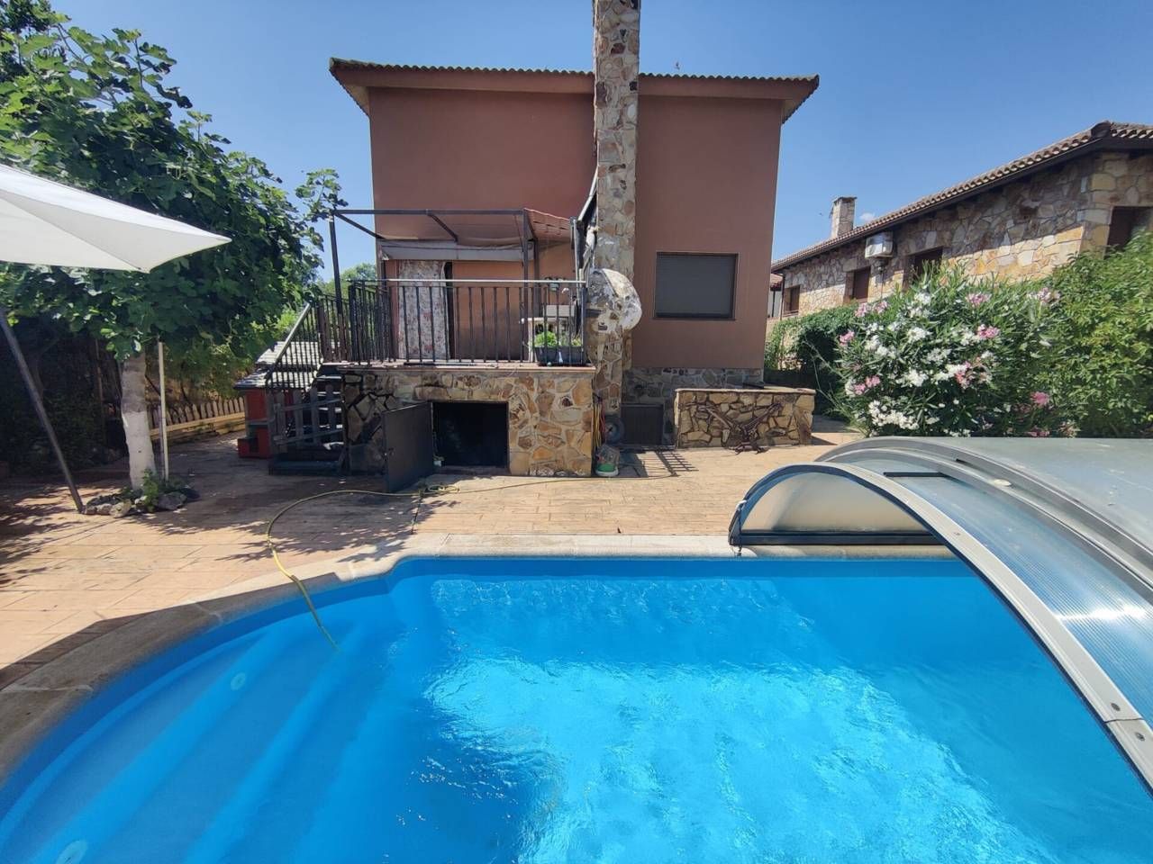 Swimming pool of House or chalet for sale in Redueña  with Heating, Private garden and Terrace
