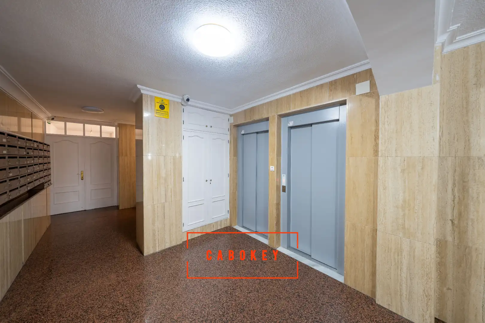 Piso en venta en Almería con Terraza