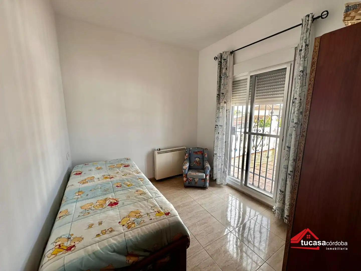 Dormitori de Casa o xalet en venda en Córdoba amb Aire condicionat, Jardí privat i Piscina