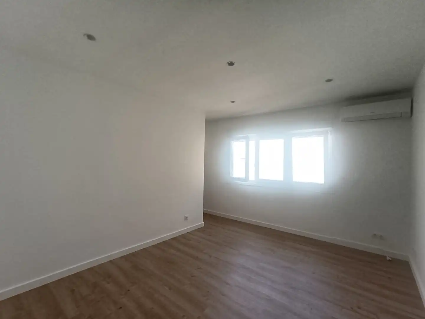 Piso con ascensor en alquiler en Alameda de Colón, imagen 17
