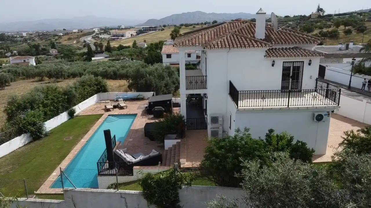 Casa con piscina in vendita a UR6 61, imagen 5
