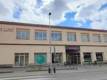 Business premises for sale in Carrer MONTSERRAT 124