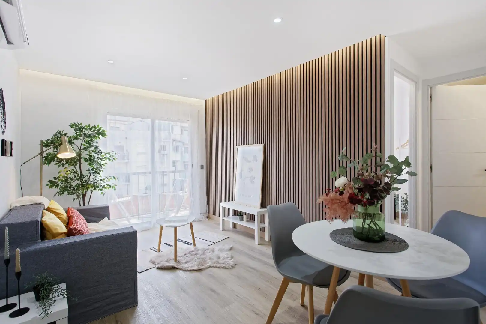 Sala de estar de Piso en venta en Sant Boi de Llobregat con Aire acondicionado, Calefacción y Terraza