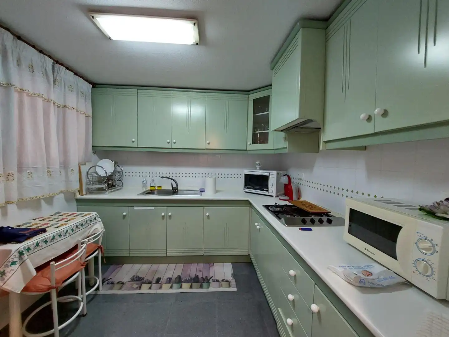Kitchen of Flat for rent in Alicante / Alacant  with Air Conditioner and Furnished