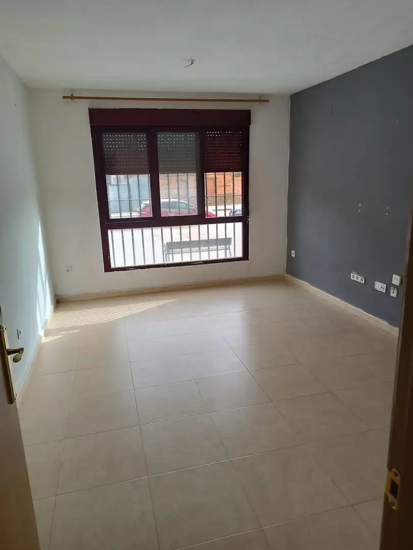 Flat with lift for sale in Yuncler, imagen 3