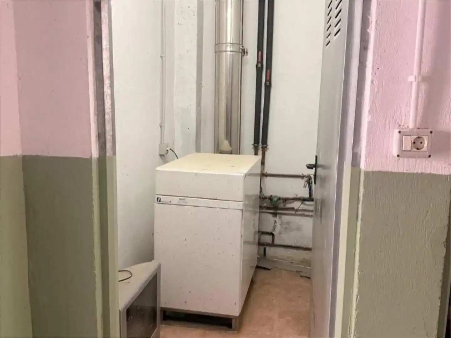 Piso en venta en Escatrón con Aire acondicionado, Amueblado y Balcón