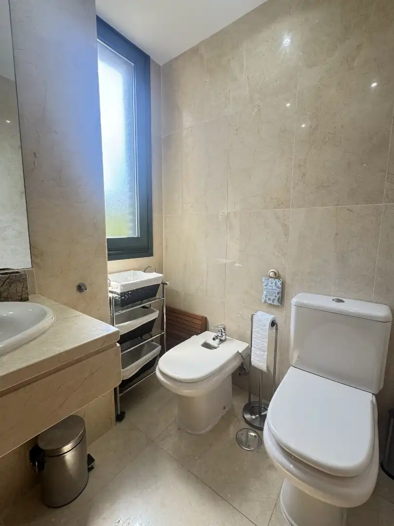 Baño de Piso en venta en Avilés con Calefacción, Parquet y Terraza