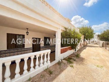 Adosado en venta en Oliva Nova