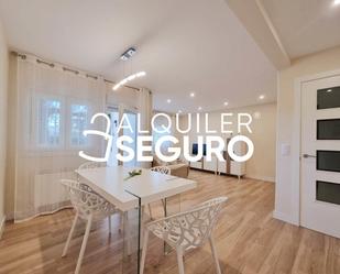 Sala d'estar de Pis de lloguer en El Escorial amb Terrassa