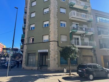 Local comercial en venda a Avinguda del Mediterrani 76