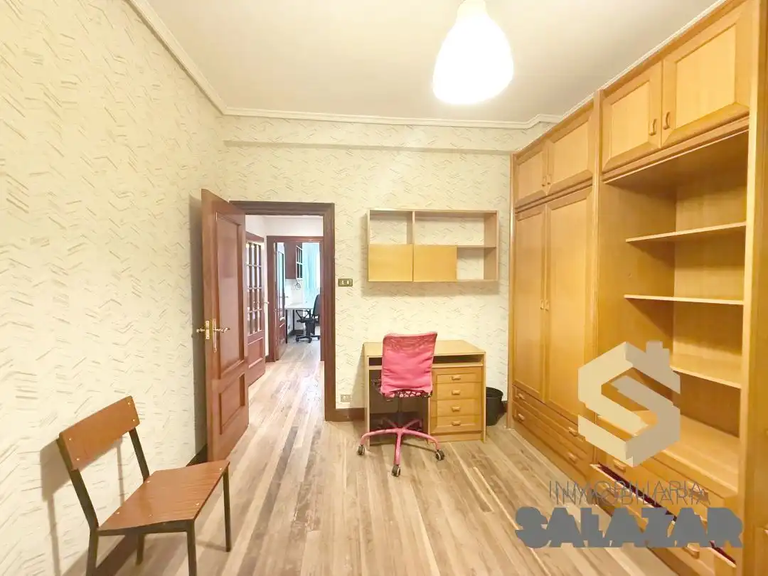 Habitación de Piso de alquiler en Bilbao  con Calefacción