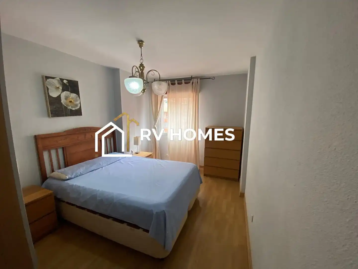 Habitación de Piso de alquiler en Cáceres con Aire acondicionado, Calefacción y Amueblado