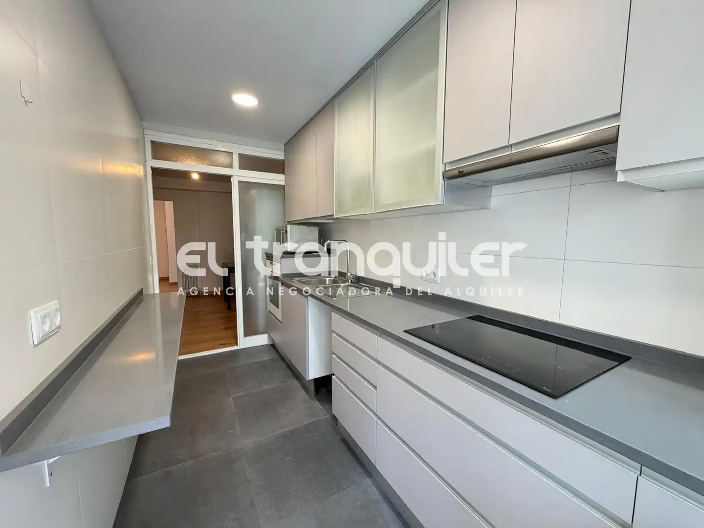 Kitchen of Flat for rent in Móstoles  with Terrace, Furnished and Washing machine