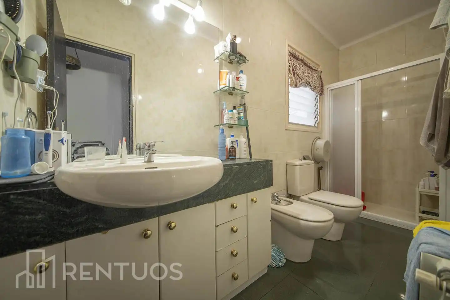 Flat for sale in calle de Joan Güell, Barri de les Corts