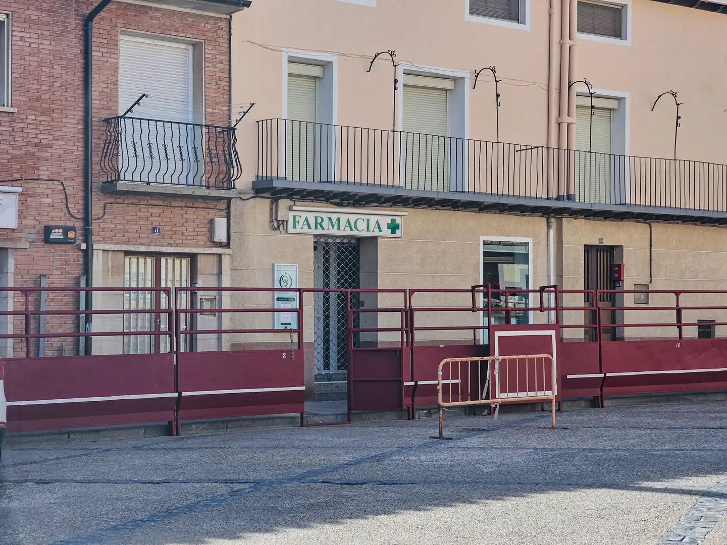 Exterior view of Houses for sale in Brea de Aragón  with Balcony
