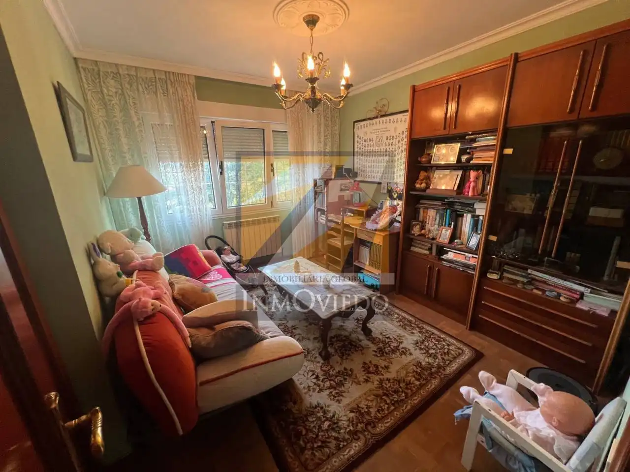 Sala d'estar de Casa o xalet en venda en Carreño amb Calefacció, Jardí privat i Parquet