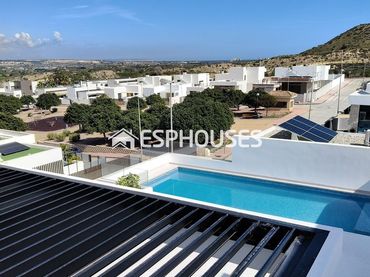 Detached house with balcony for sale in Ciudad Quesada