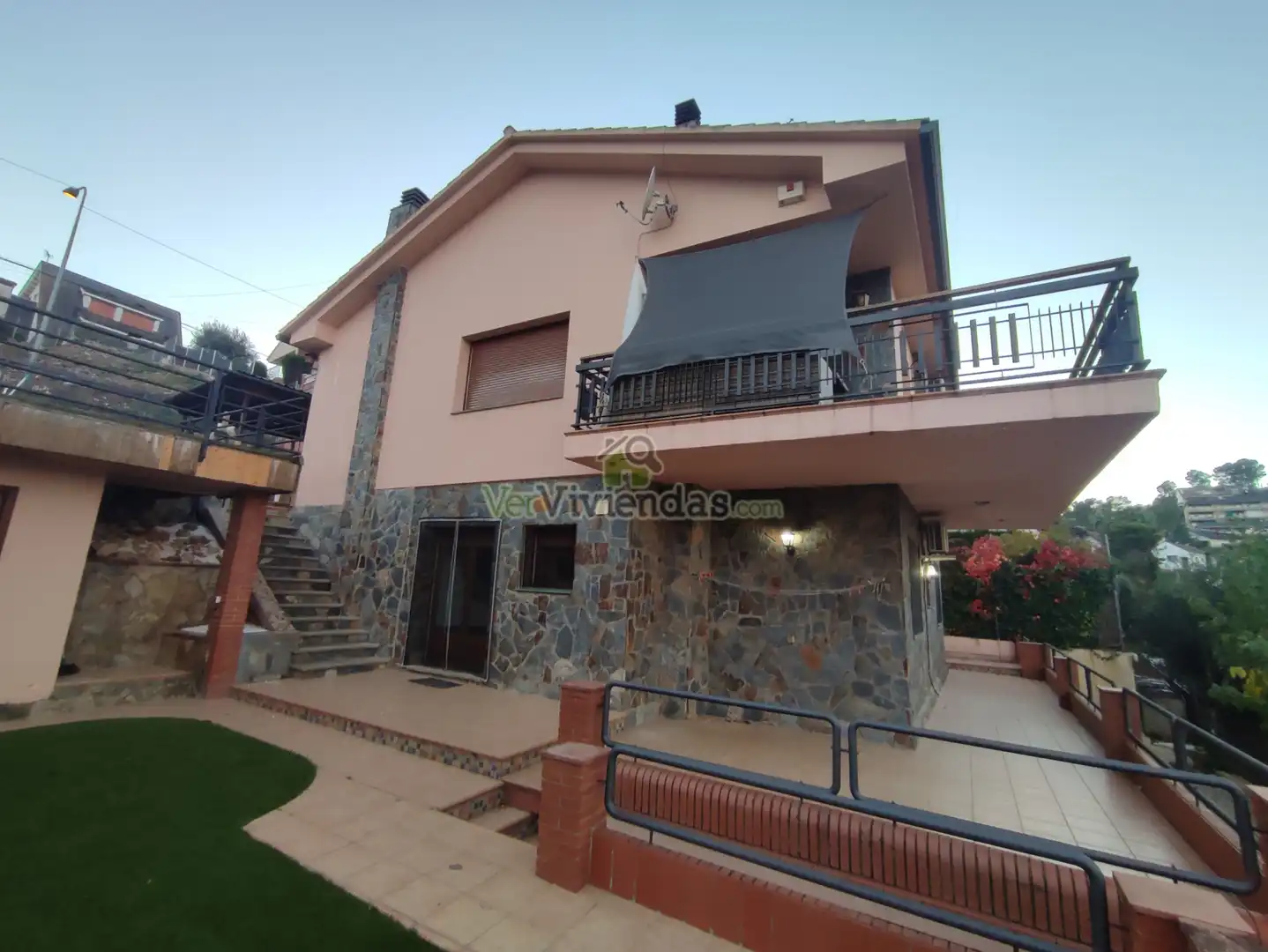 Casa o xalet en venda a Carrer Amadeu Vives, 17, Torrelles de Llobregat