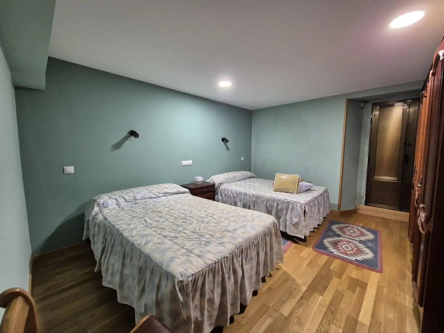 Habitación de Casa adosada en venta en Valle de Mena con Calefacción, Amueblado y Balcón
