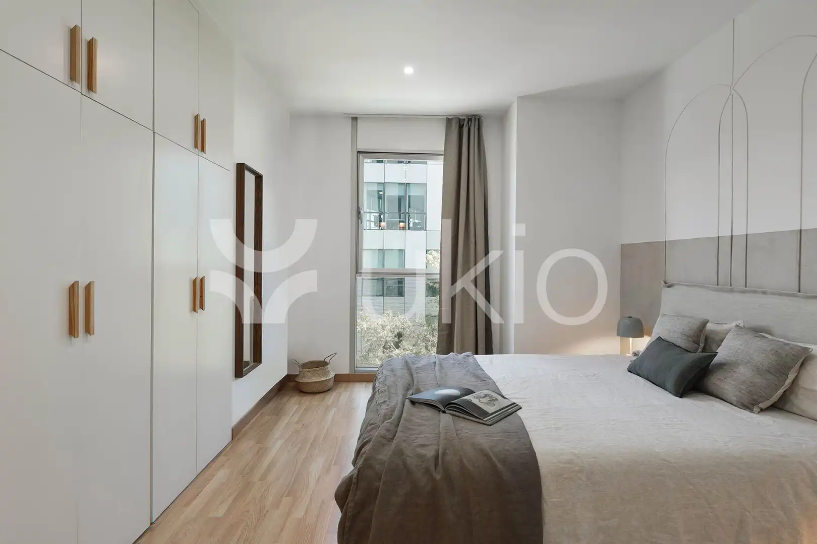 Schlafzimmer von Wohnungen zur Miete in Barcelona mit Klimaanlage, Heizung und Möbliert