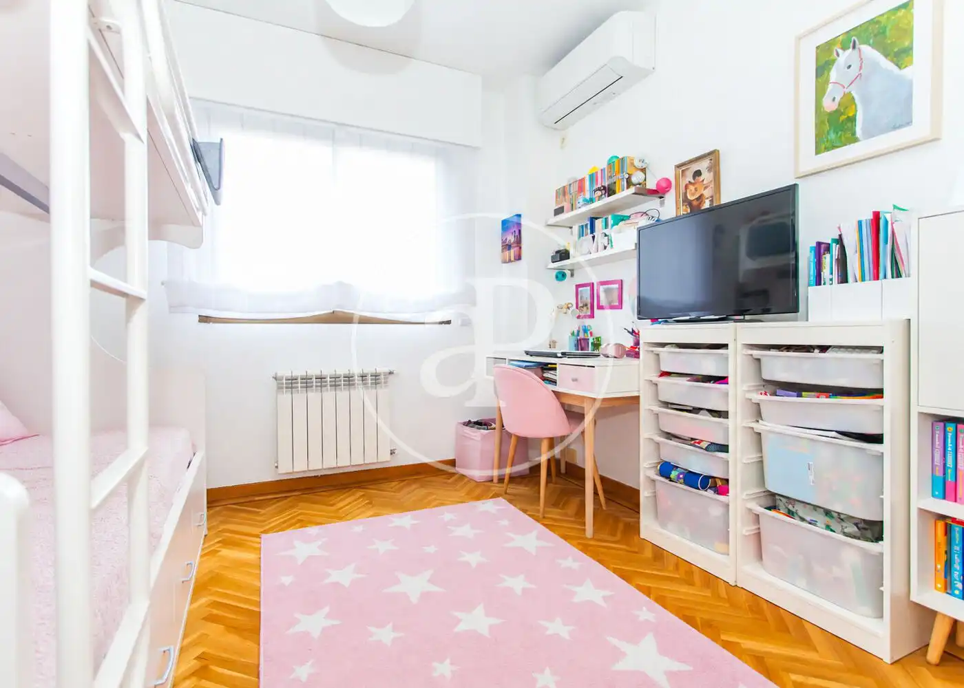 Flat for rent in Calle A. Baldasano, Colina