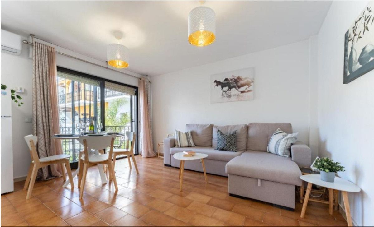 Exterior view of Apartment to rent in Mijas  with Air Conditioner, Heating and Terrace