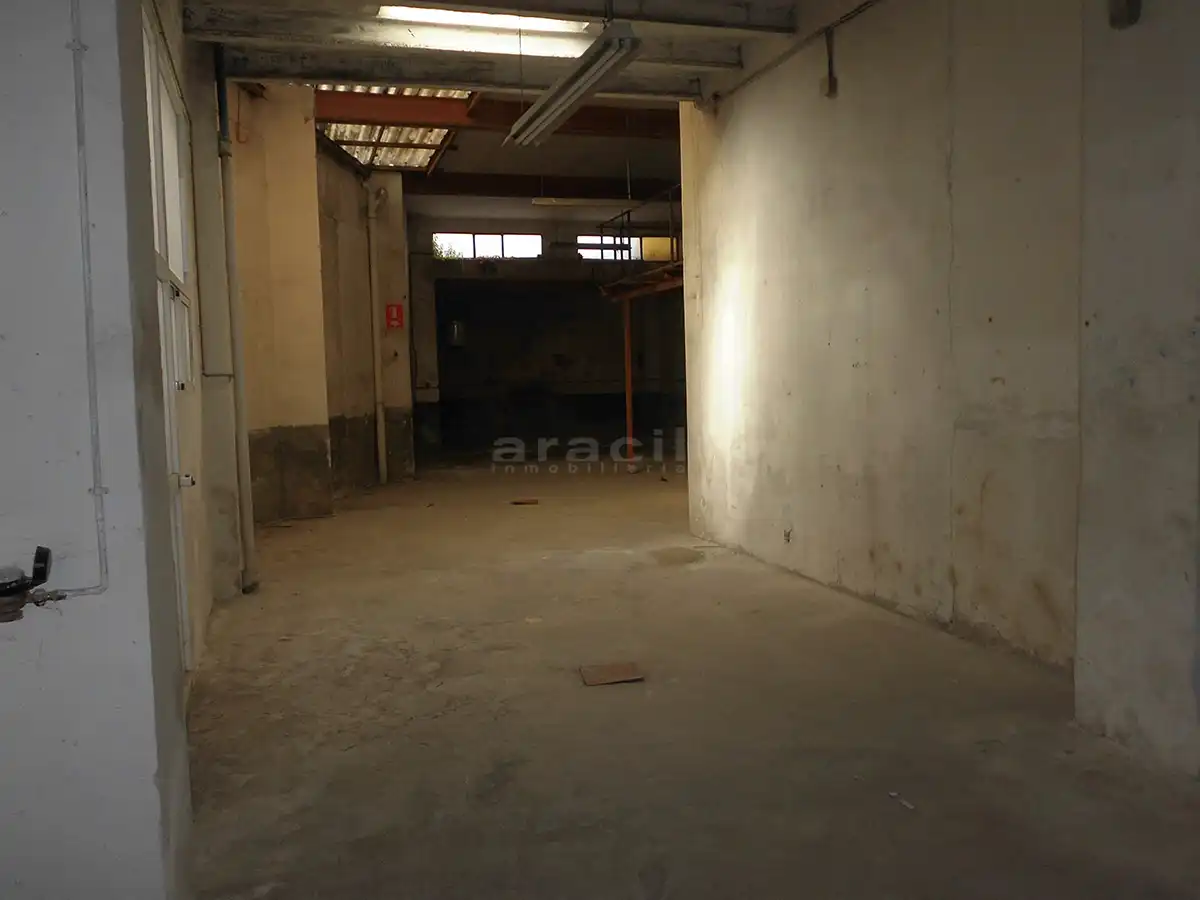 Local commercial à vendre à Carrer Anselm Aracil 12, imagen 2