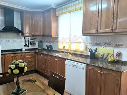 Cuina de Casa adosada en venda en Sax