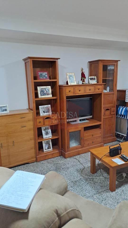 Sala d'estar de Apartament en venda en Salamanca Capital amb Calefacció, Terrassa i Moblat