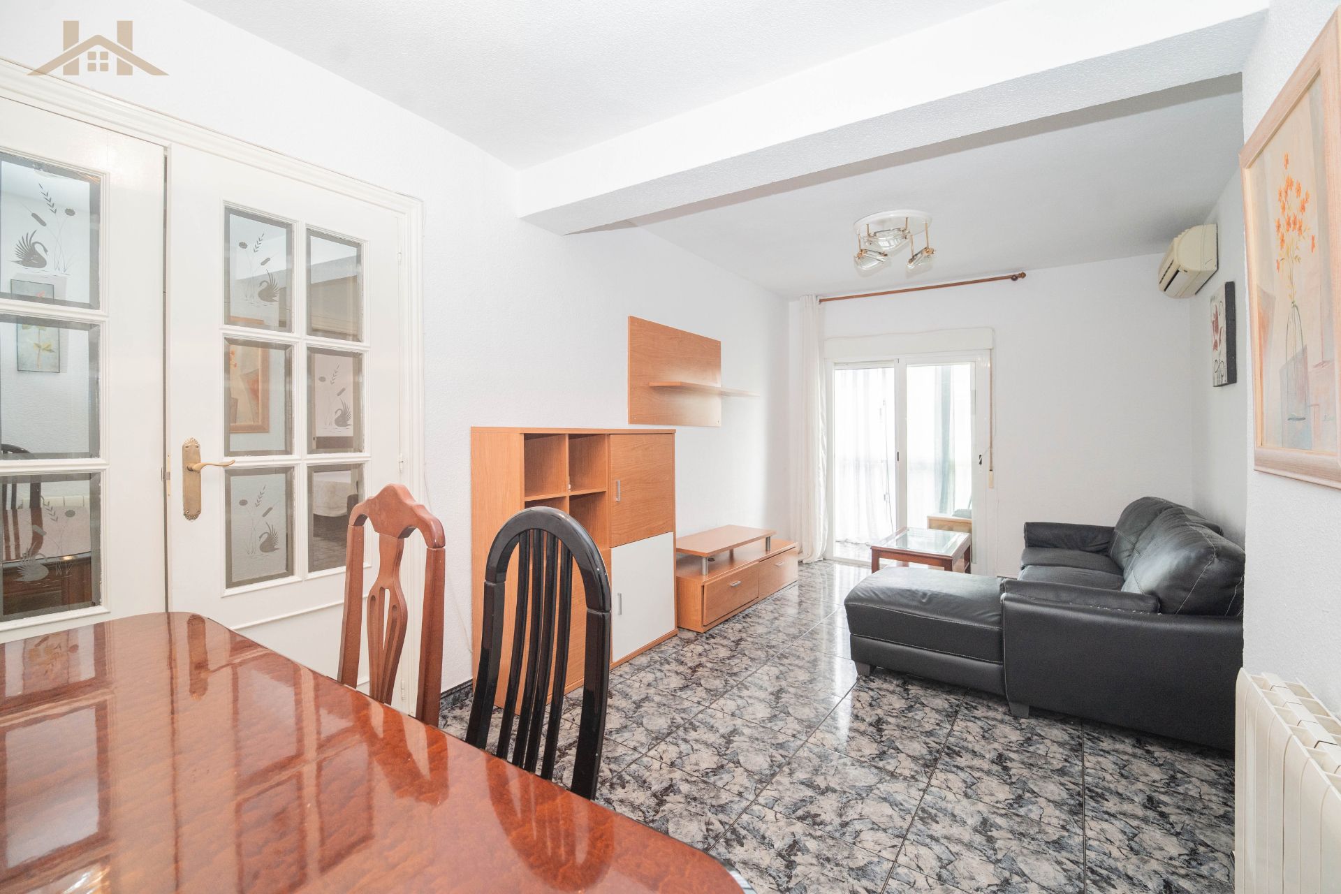 Sala d'estar de Pis en venda en Torrejón de Ardoz amb Aire condicionat, Calefacció i Moblat