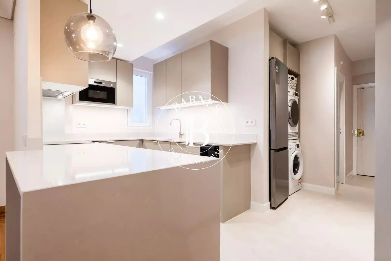 Kitchen of Flat for rent in Madrid  with Air Conditioner, Heating and Terrace