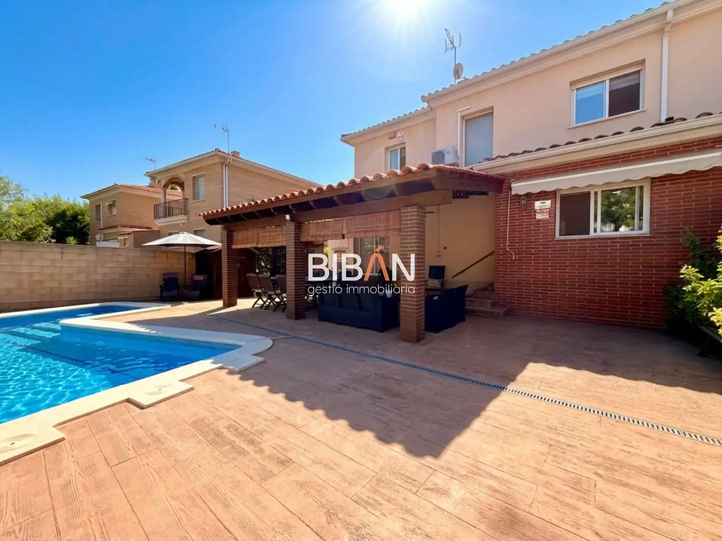 Garden of Detached homes for sale in Tarragona  with Air Conditioner, Heating and Storage room