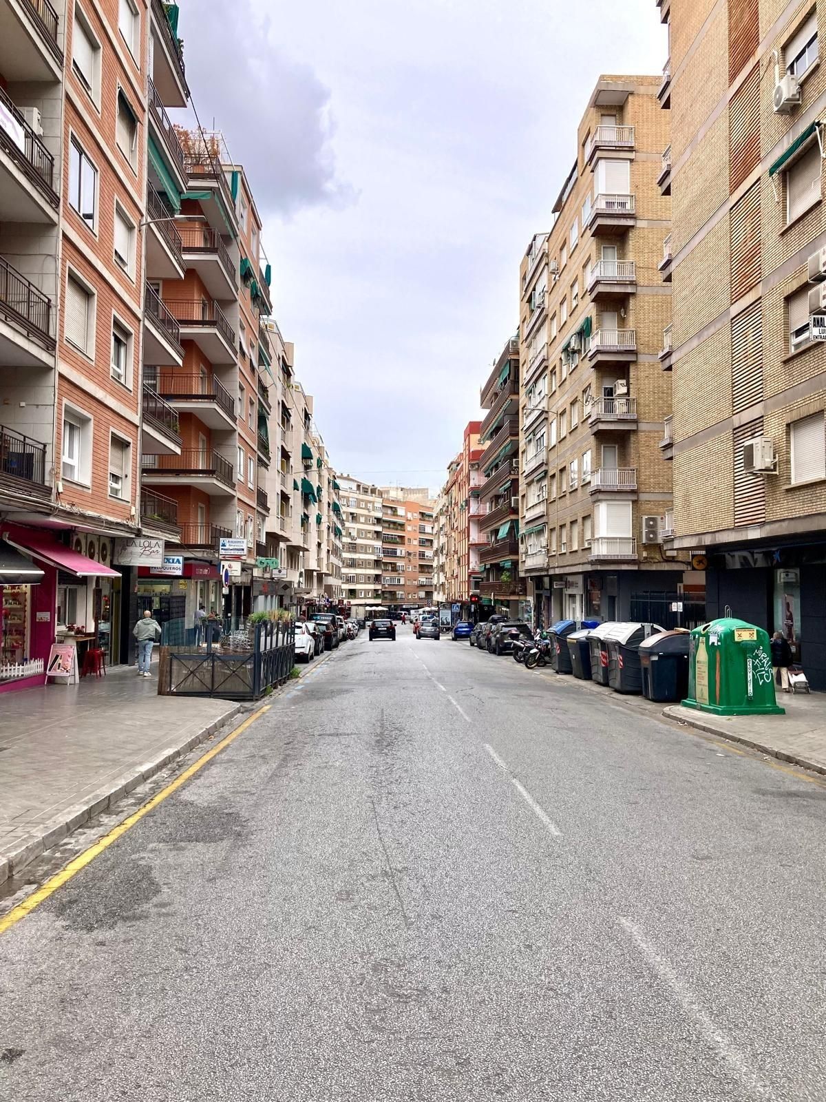 Garatge de lloguer a Calle EMPERATRIZ EUGENIA, Camino de Ronda