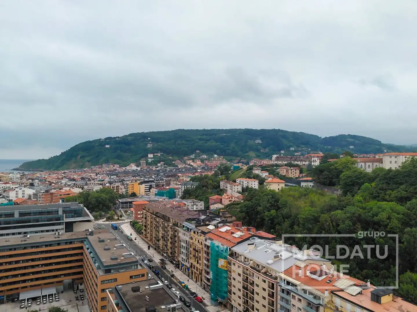 Exterior view of Flat for sale in Donostia - San Sebastián   with Heating and Storage room