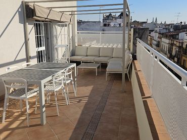 Ático con ascensor en venta en Calle Peris Mencheta