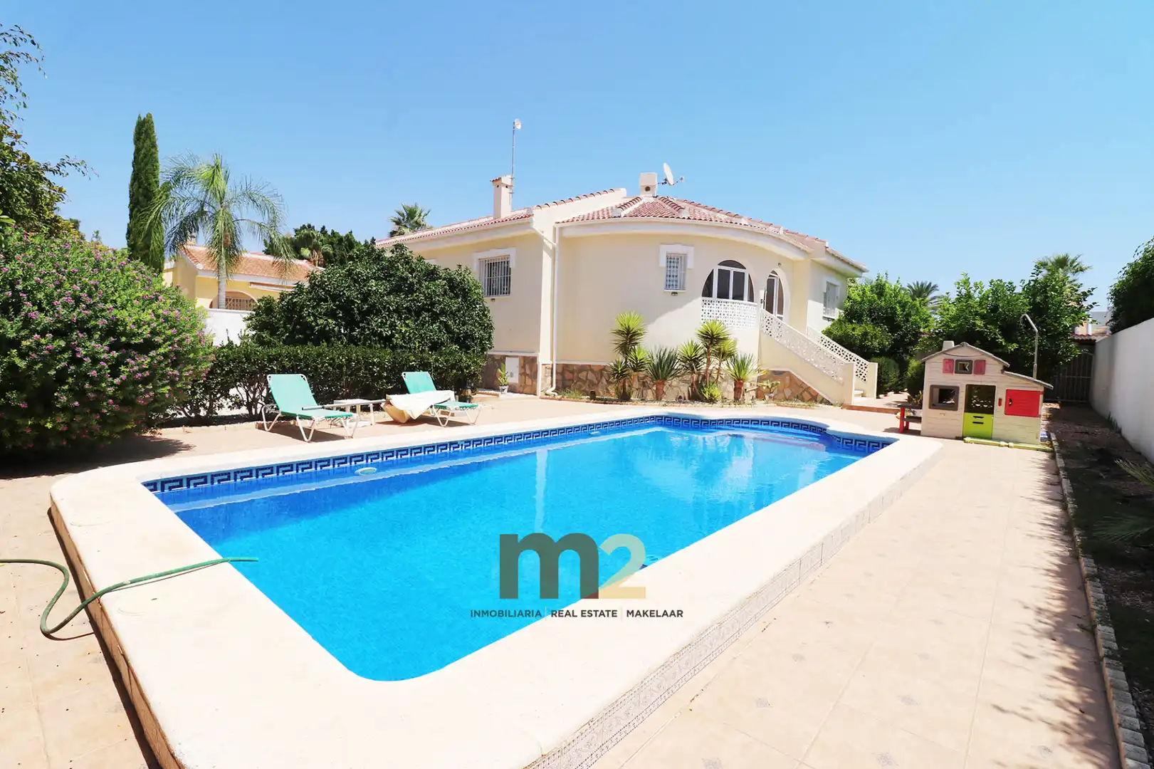 Vista exterior de Casa o xalet en venda en Rojales amb Aire condicionat, Calefacció i Jardí privat