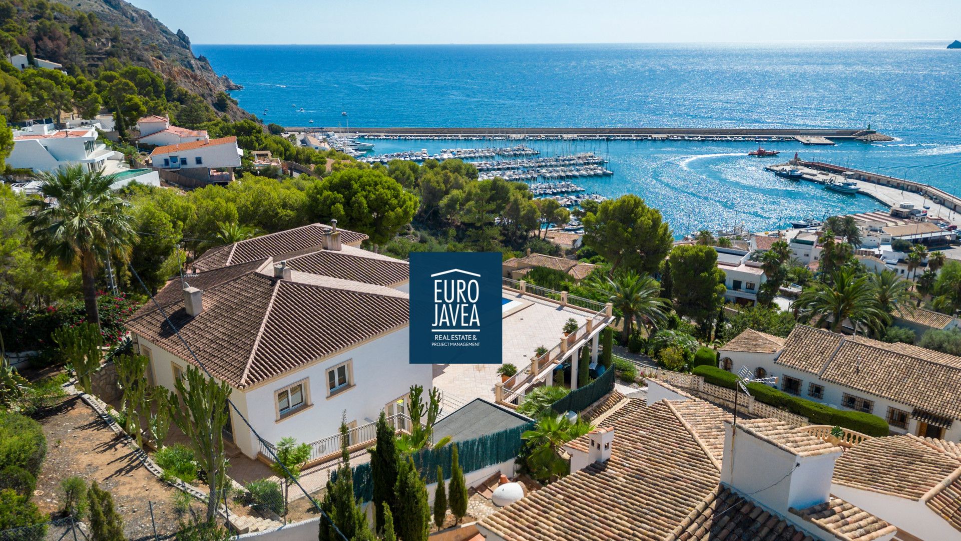 Vista exterior de Casa o xalet en venda en Jávea / Xàbia amb Aire condicionat, Terrassa i Piscina