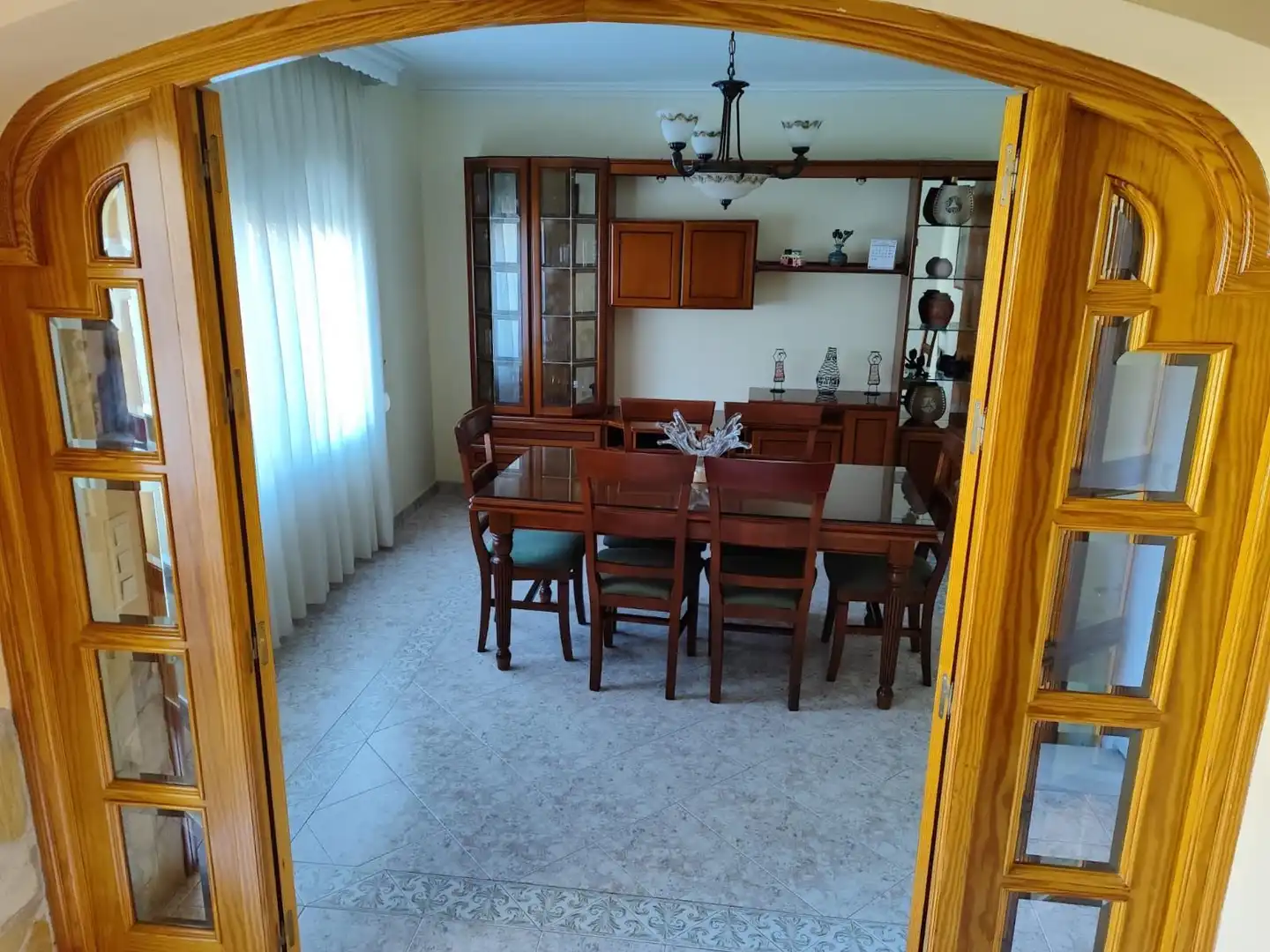 Menjador de Casa adosada en venda en Málaga amb Aire condicionat, Calefacció i Jardí privat
