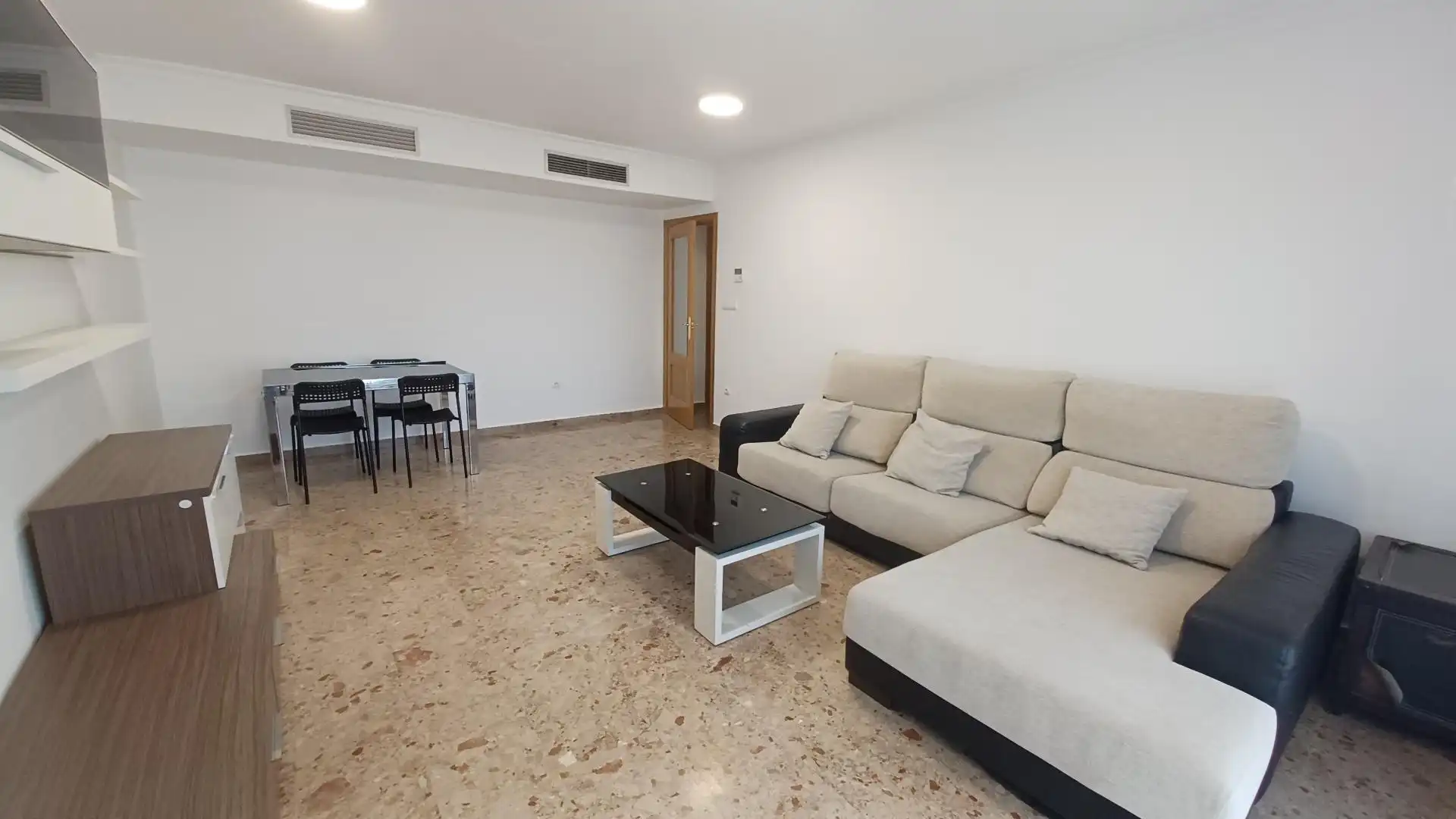 Sala de estar de Piso de alquiler en Albal con Aire acondicionado, Amueblado y Balcón