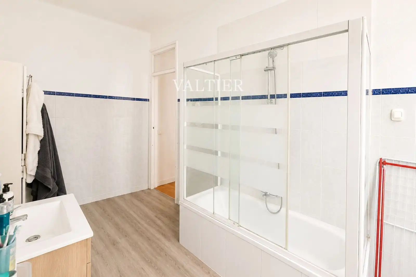 Baño de Piso de alquiler en Madrid con Amueblado