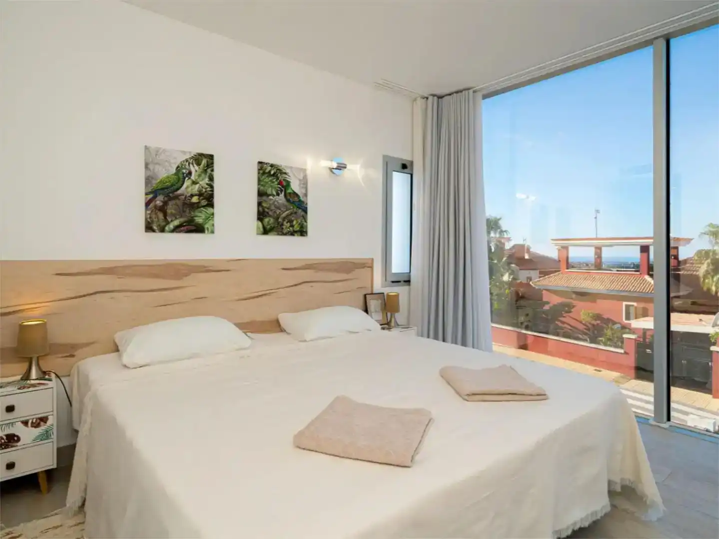 Dormitori de Casa o xalet en venda en Finestrat amb Aire condicionat, Piscina i Balcó