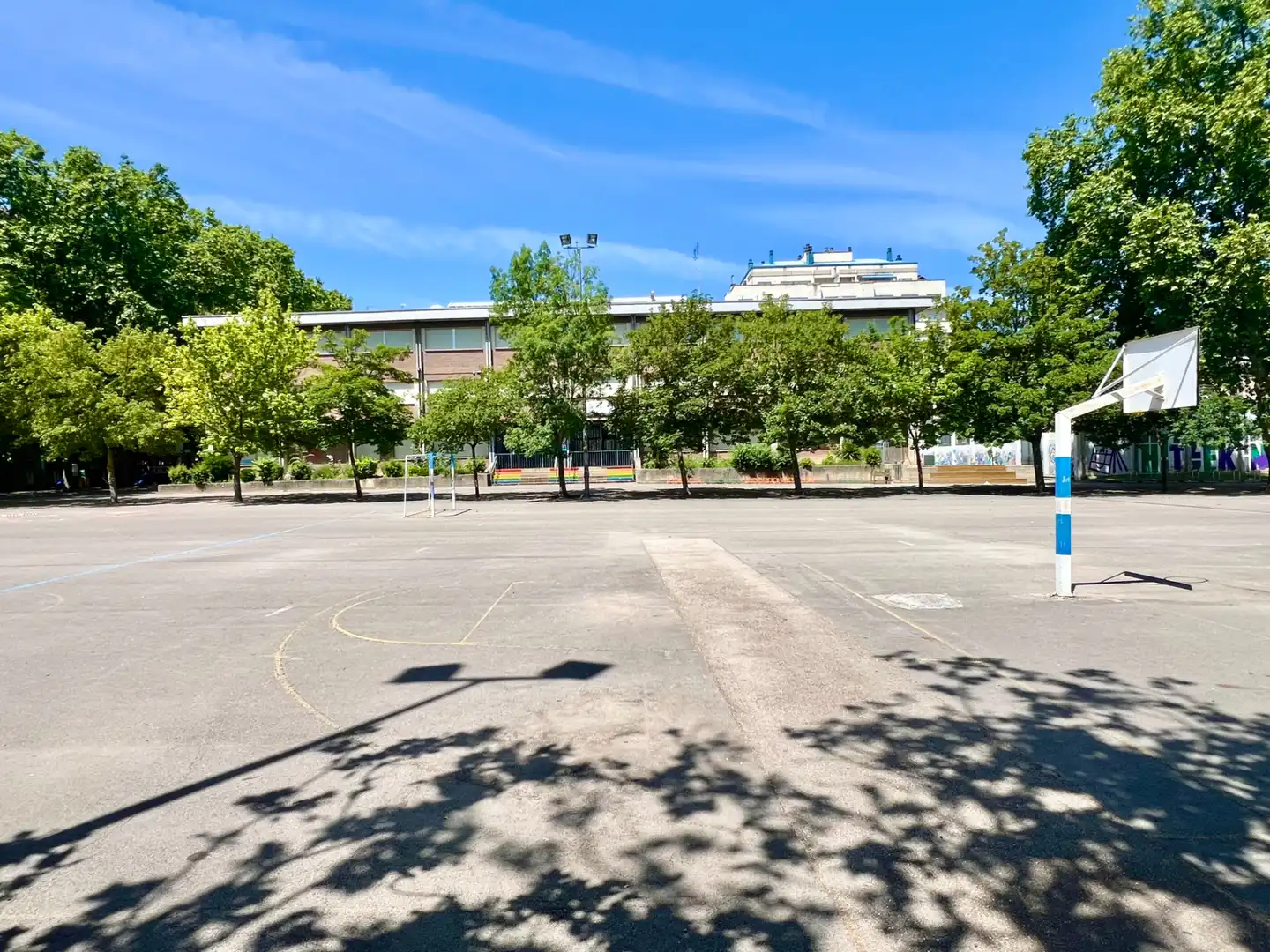 Vista exterior de Pis en venda en Vitoria - Gasteiz amb Calefacció, Terrassa i Traster