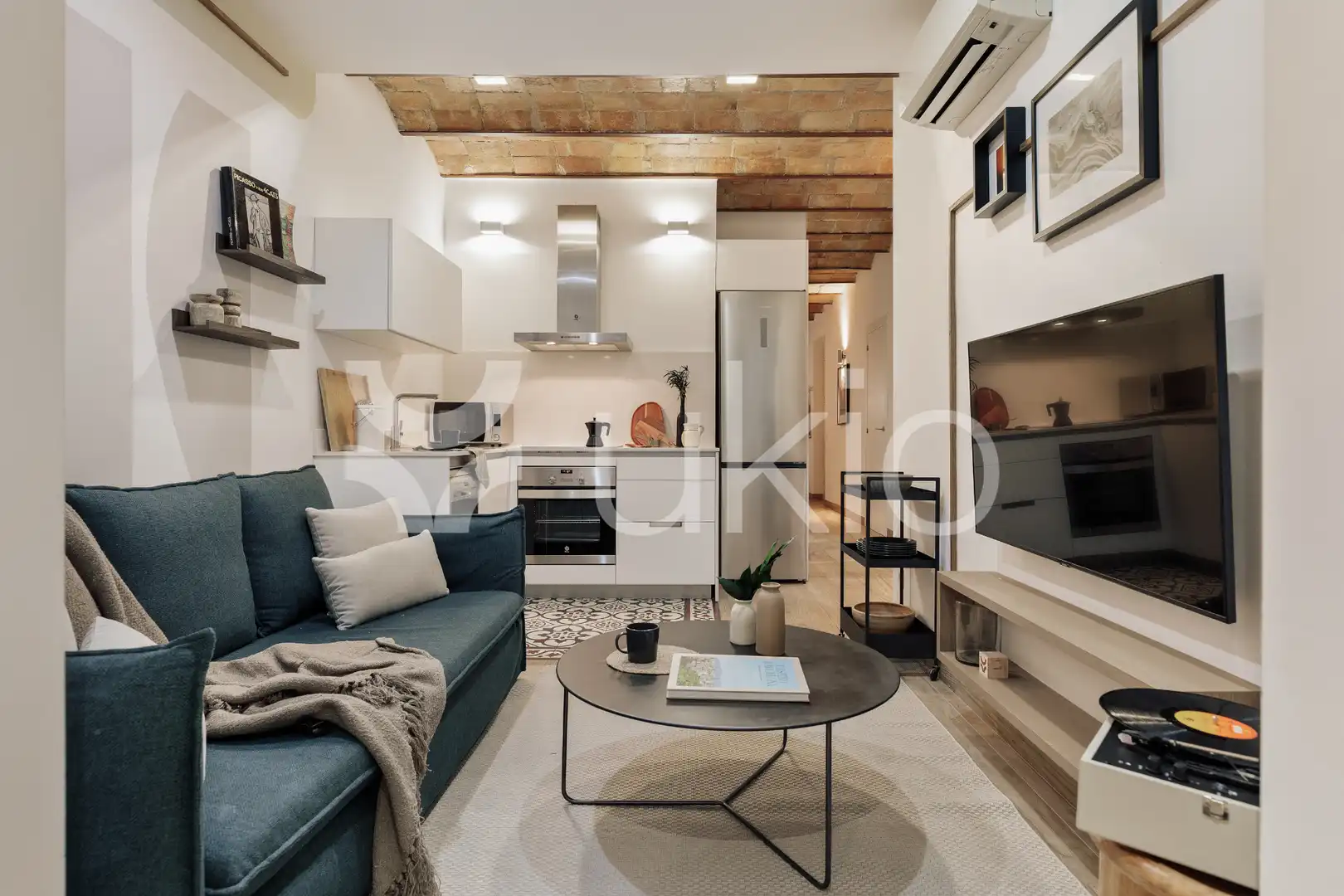 Sala de estar de Apartamento de alquiler en Barcelona con Aire acondicionado, Calefacción y Terraza