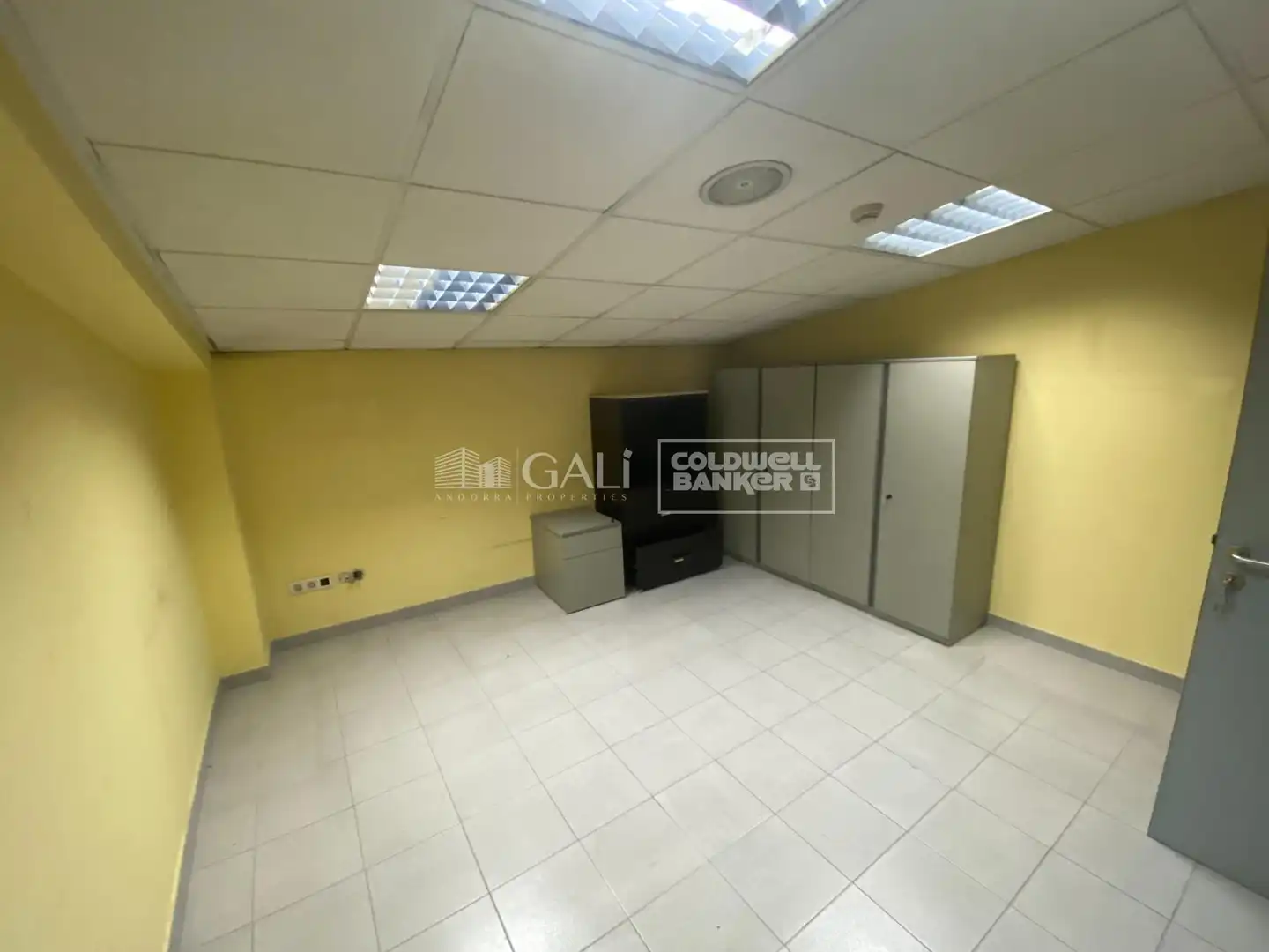 Büro zur Miete in Carretera de la Comella 33-35, imagen 16